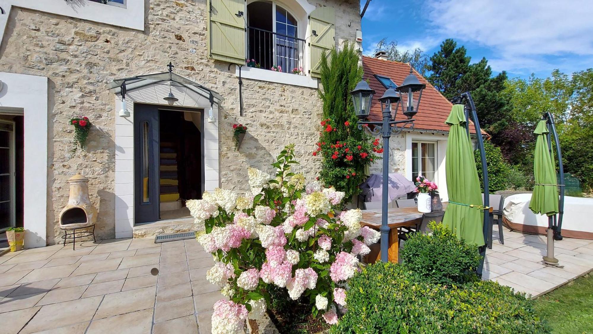 La Bergerie-En-Vexin Bed & Breakfast Jambville Exterior photo